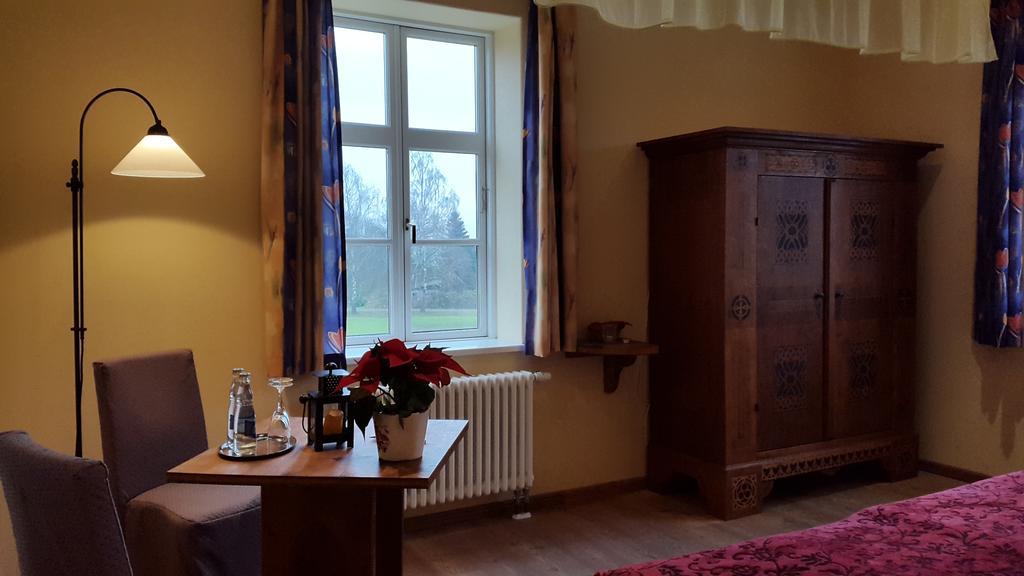 Burghotel Stargard Burg Stargard Номер фото